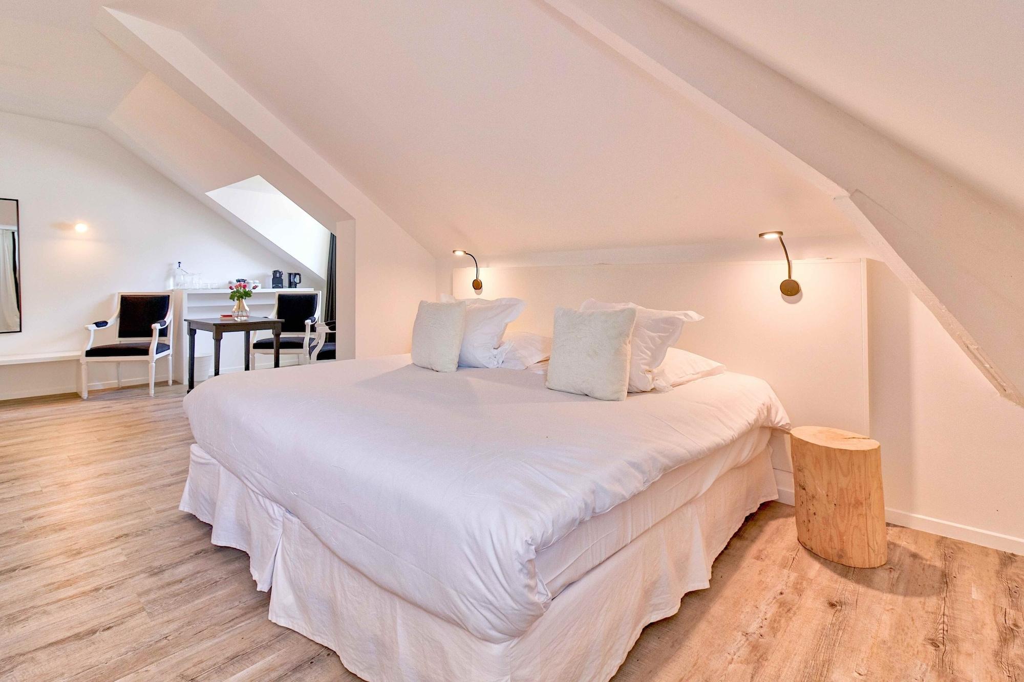 Belfry & Spa By Ligne St Barth Lourdes Eksteriør billede A bedroom at the hotel